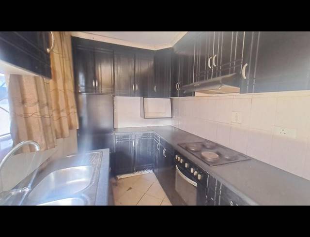 2 BEDROOM PROPERTY TO RENT IN UMLAZI Y